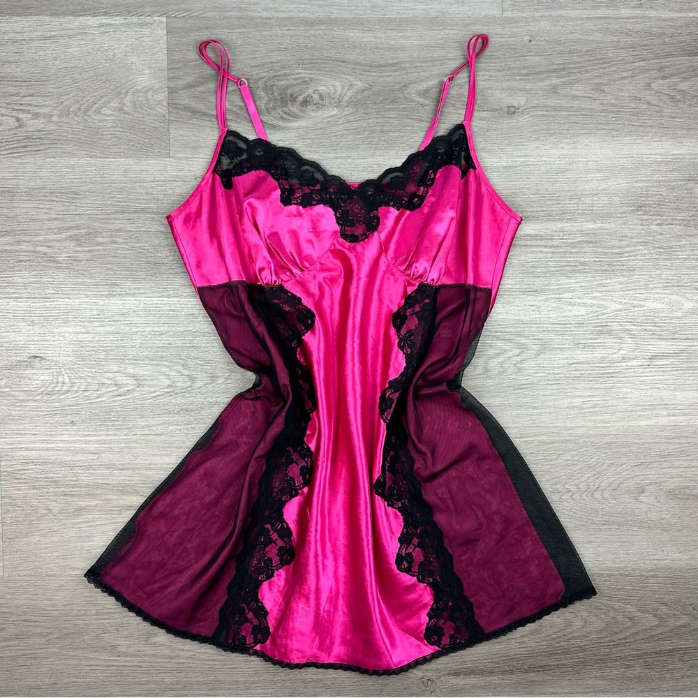 Vintage Hot Pink Silky Sexy Negligee Size XXL